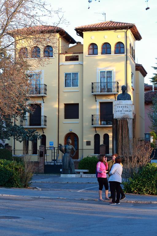 Fuente Toran Apartamentos Teruel Luaran gambar