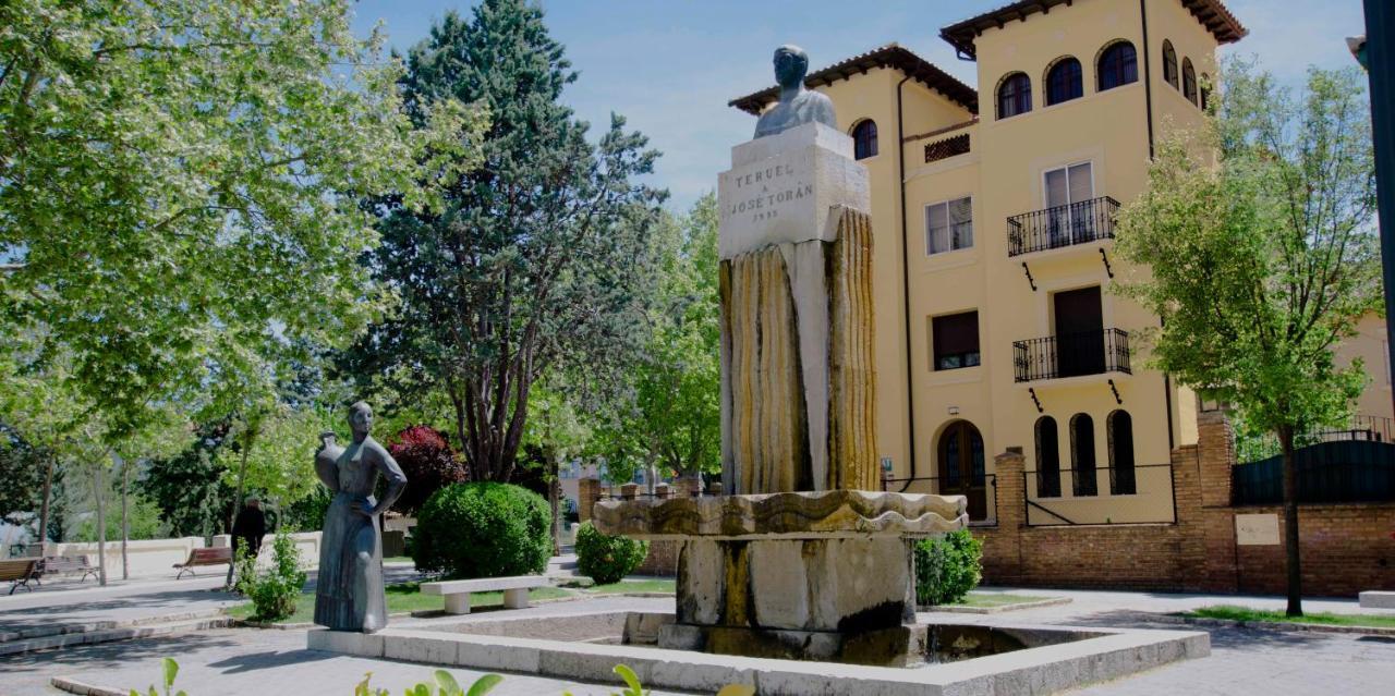 Fuente Toran Apartamentos Teruel Luaran gambar